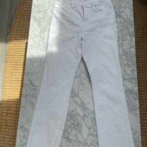 Good American white straight leg with frayed hem